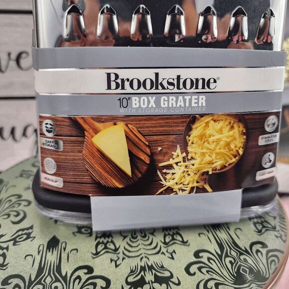 💕 NWT Brookstone 10" Box Grater with Storage Container #7164 💕 - Picture 6 of 6